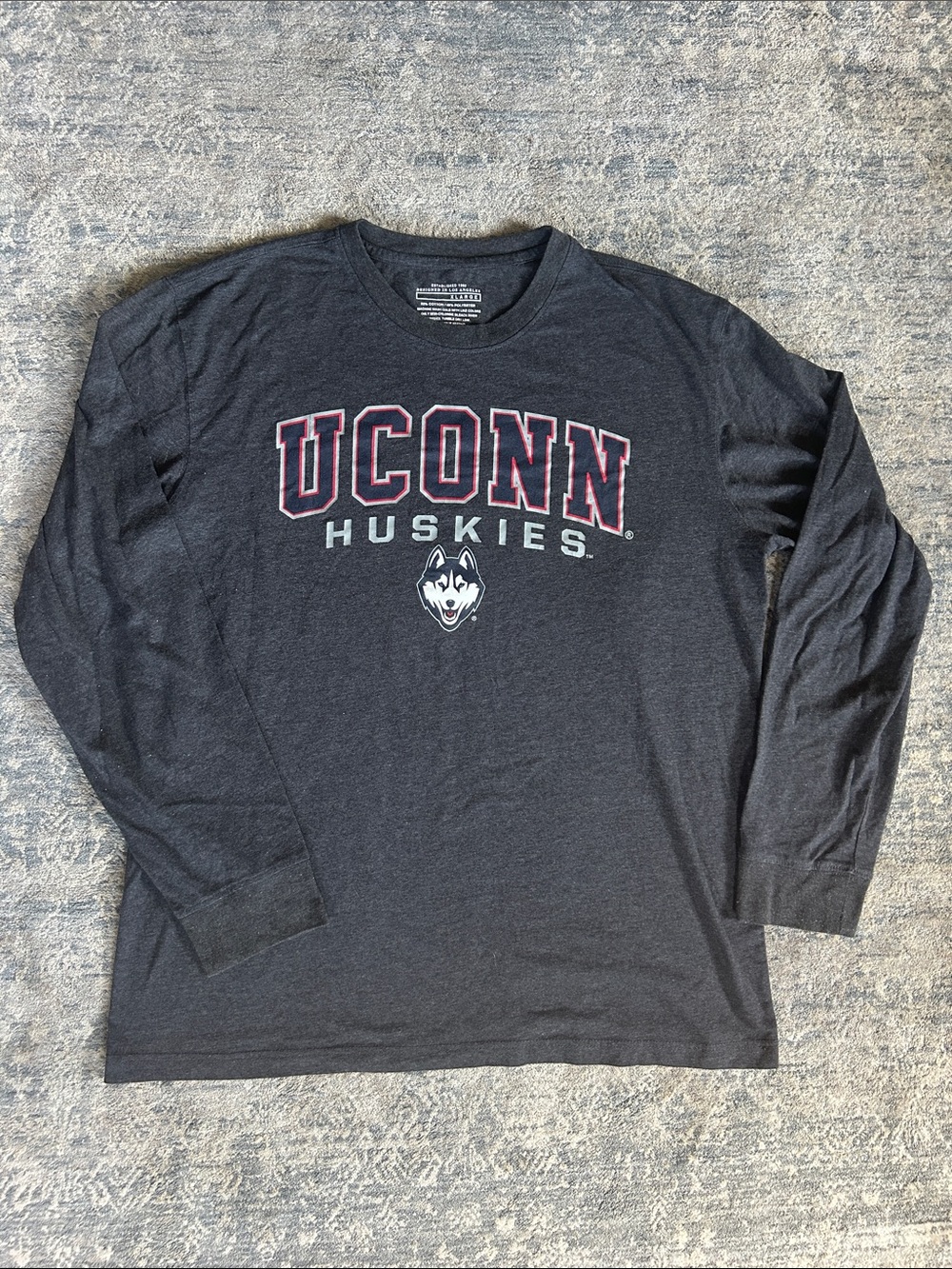 UConn Huskies Long-Sleeve Crewneck Shirt - Gray - Size XL